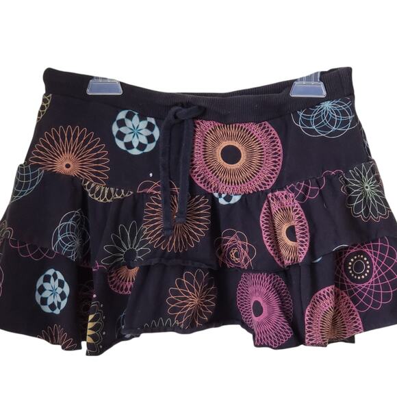 2 FOR $5 SALE Girl's Greendog Black  Floral  Skort Size Large - Picture 1 of 9